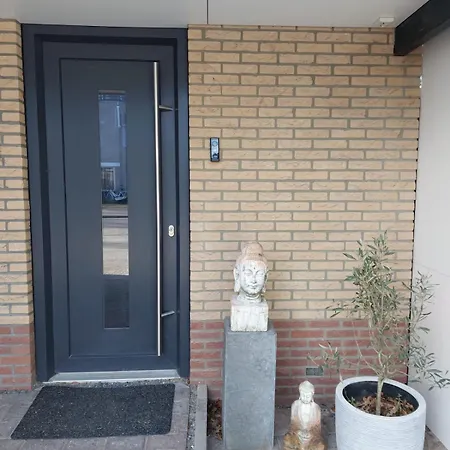 Comfort Near Amsterdam Schiphol * Hoofddorp